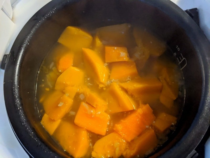 homemade pumpkin soup