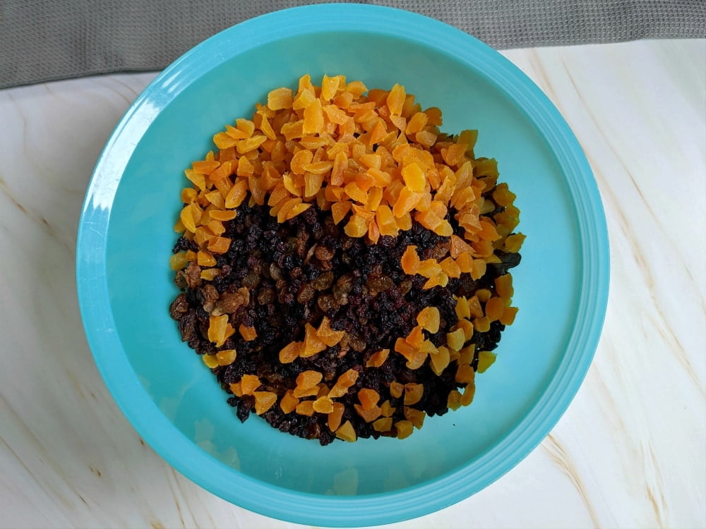mixed dried fruit for christmas cake